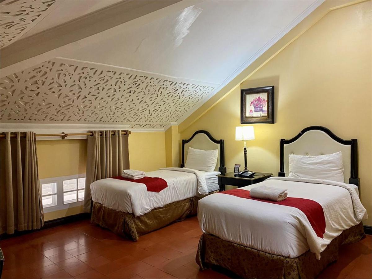 White Knight Hotel Intramuros Manille Extérieur photo