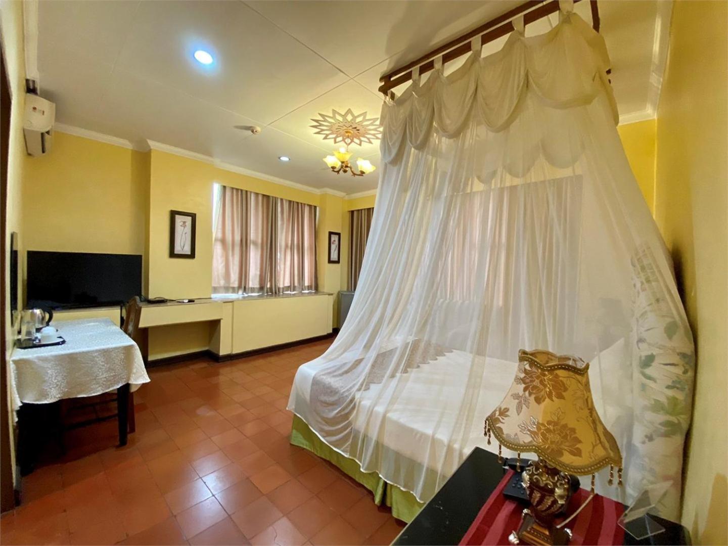 White Knight Hotel Intramuros Manille Extérieur photo