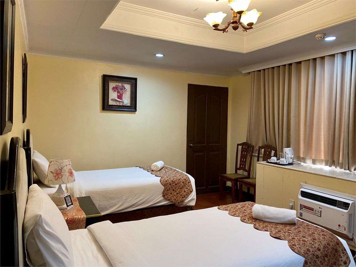 White Knight Hotel Intramuros Manille Extérieur photo
