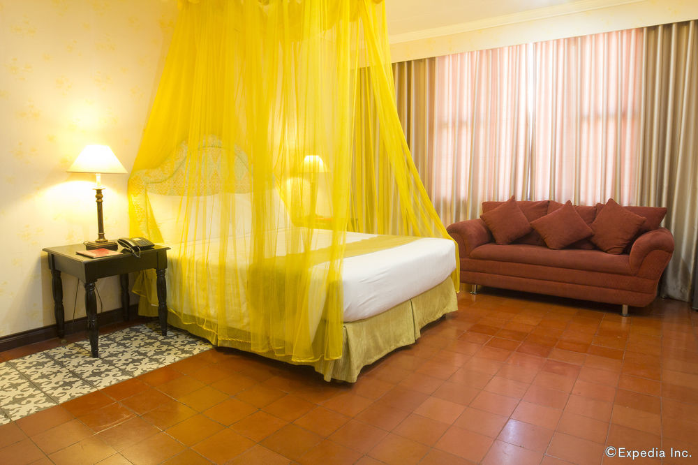 White Knight Hotel Intramuros Manille Extérieur photo