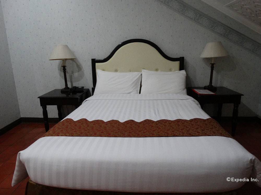 White Knight Hotel Intramuros Manille Extérieur photo