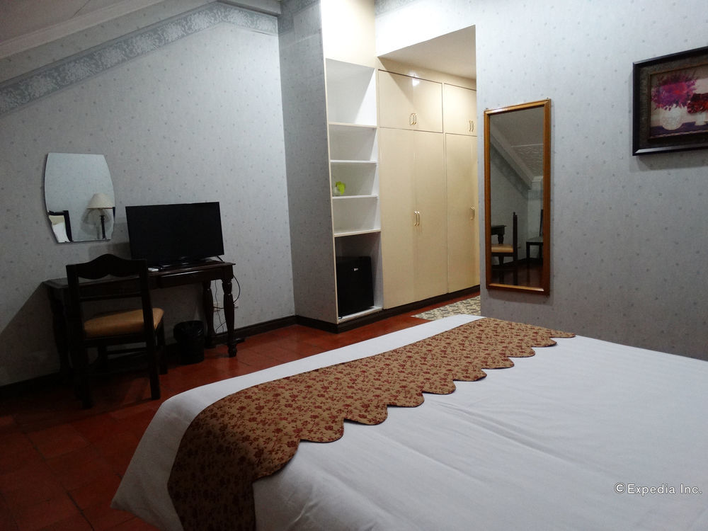 White Knight Hotel Intramuros Manille Extérieur photo