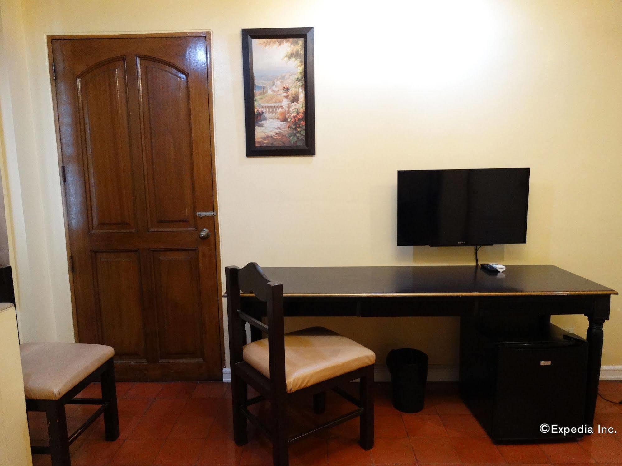 White Knight Hotel Intramuros Manille Extérieur photo