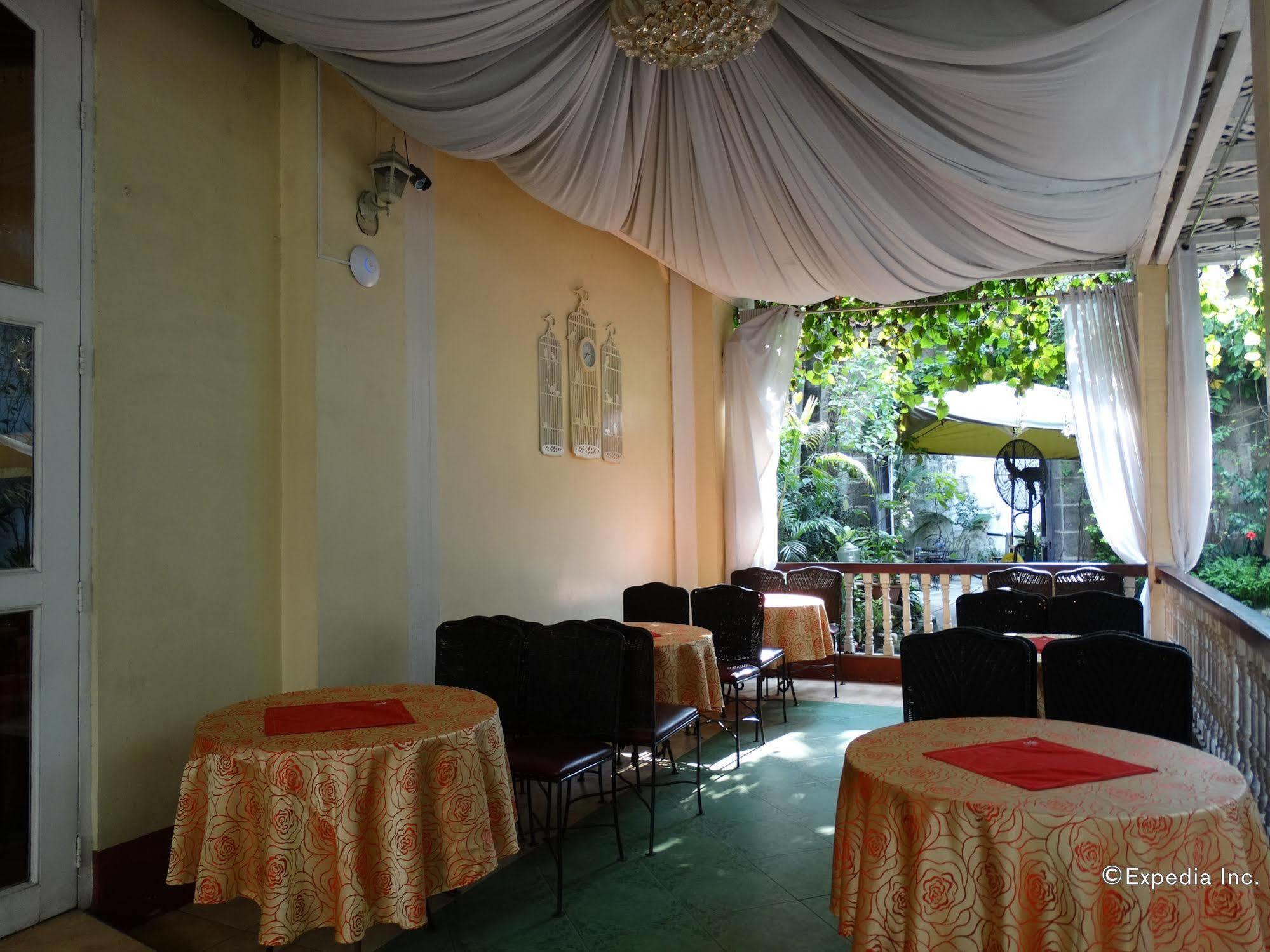White Knight Hotel Intramuros Manille Extérieur photo
