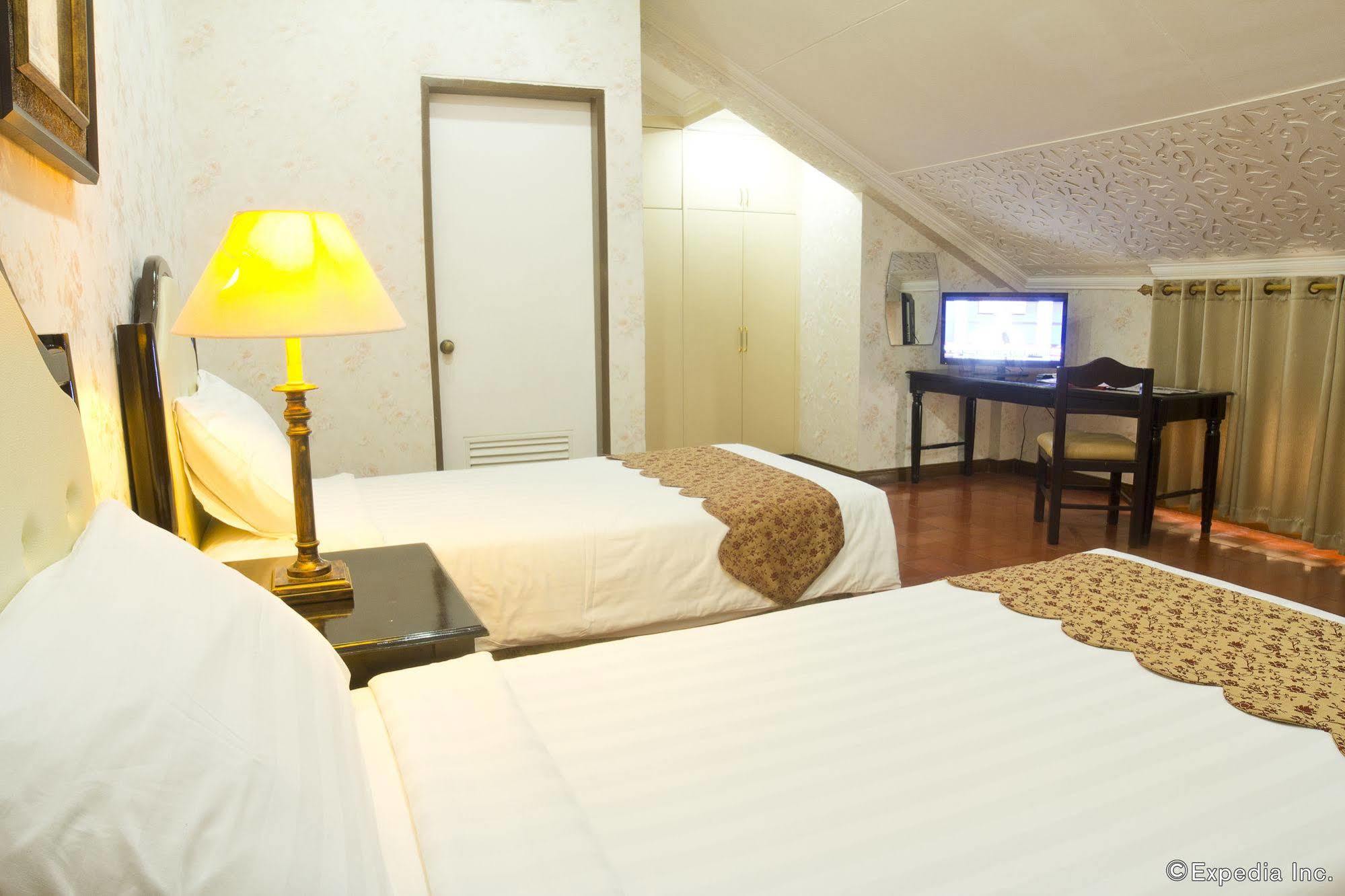 White Knight Hotel Intramuros Manille Extérieur photo